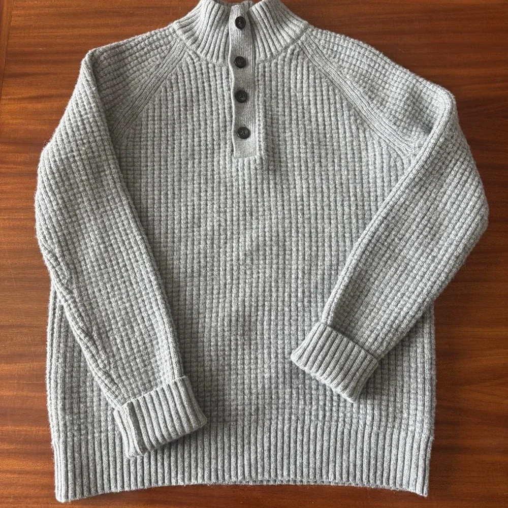 Gap Sweater Men's‎ L/XL Lambswool Waffle Knit Mock Neck Henley Gray Vintage
